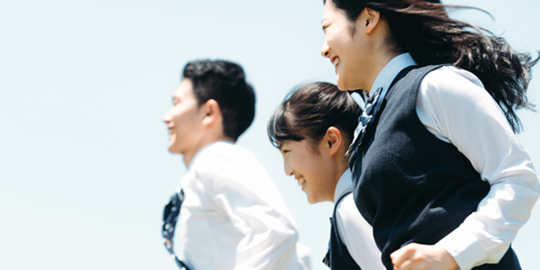 就活する高校生には情報が少ない、地元の企業もＰＲする場が少ない。